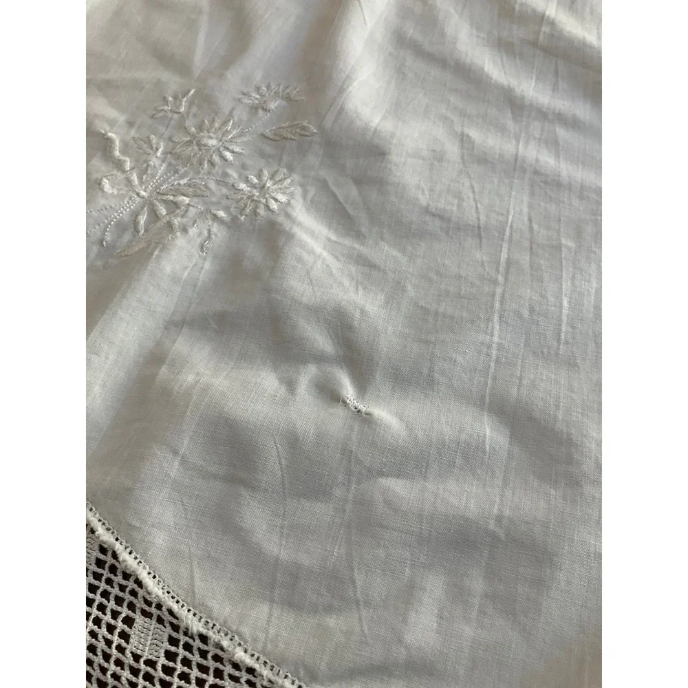 Vintage Tablecloth White Crochet Lace Scalloped Edges Cottagecore Grandma Core